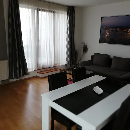 Niceplace * Budapest